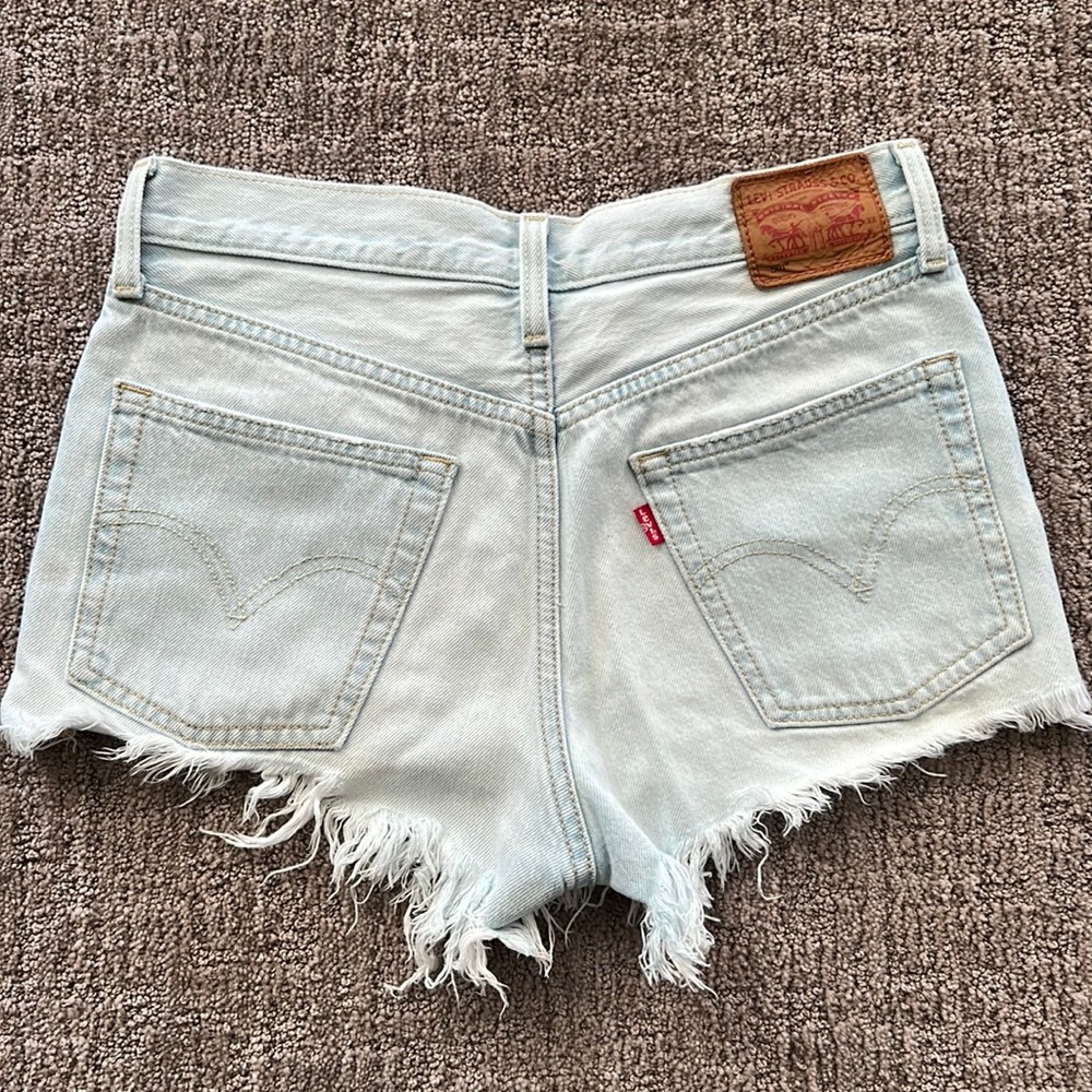 Levi’s Cutoff Shorts